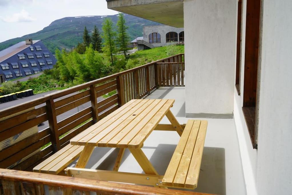 Apt Les Luges Pour 4 A 6 Pers Vue Vallee Wifi Besse-et-Saint-Anastaise Extérieur photo
